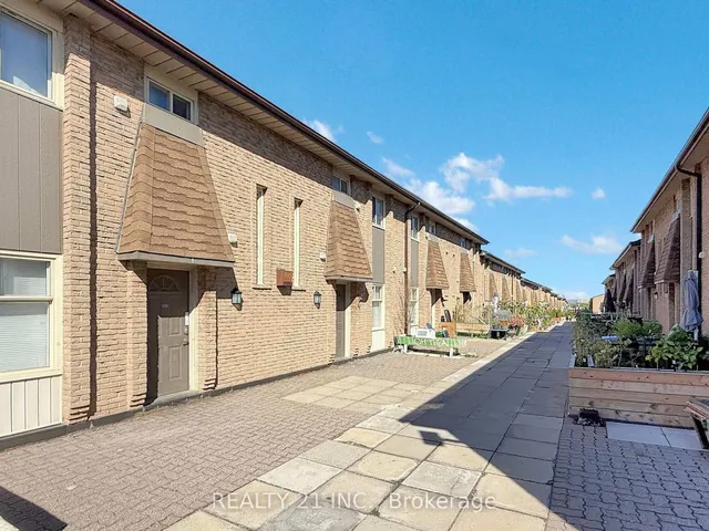 Additional image 4 of 40 Rexdale Blvd Unit 2