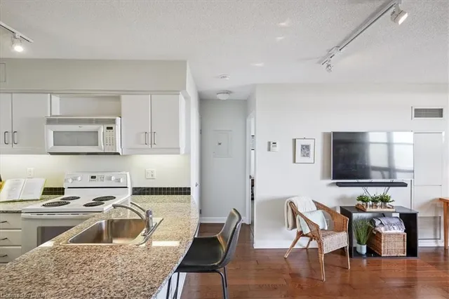 Additional image 22 of 33 Sheppard Ave Unit 2411