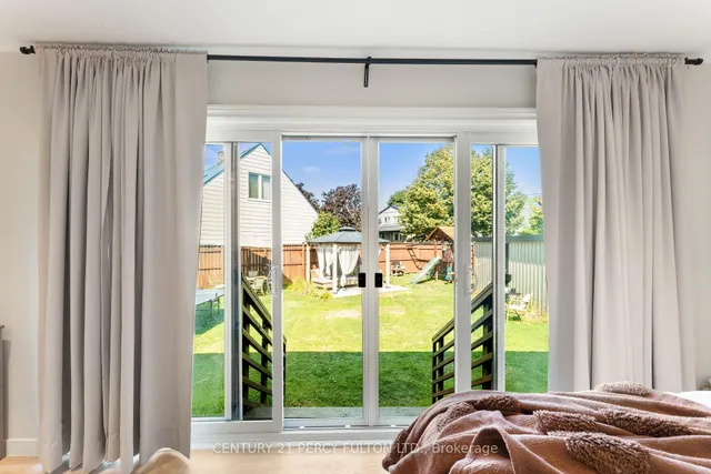 Additional image 23 of 34 Topham Rd