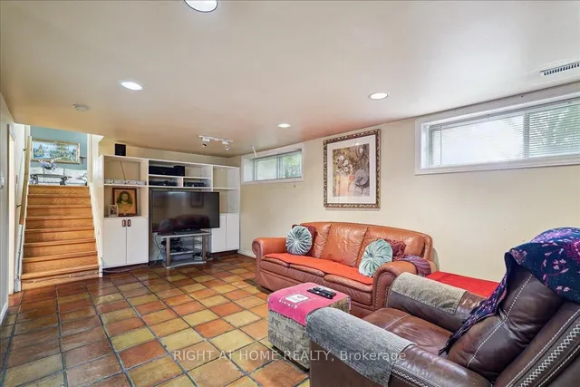 Additional image 28 of 1 Sealstone Terr