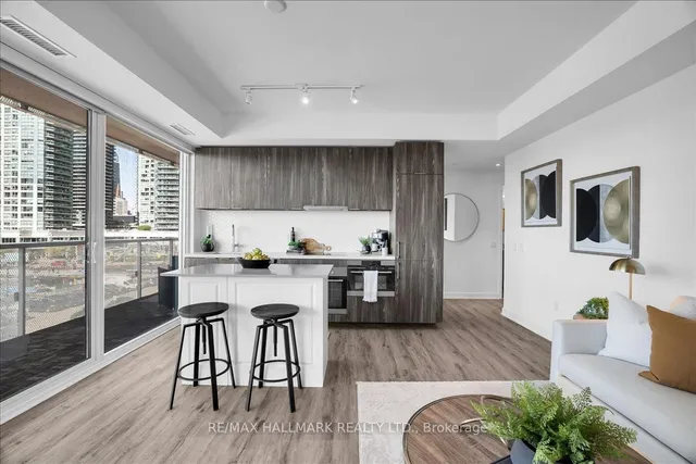 Additional image 4 of 15 Queens Quay Unit 311