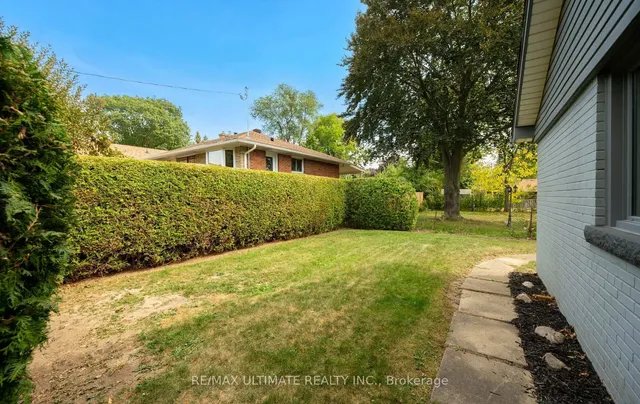 Additional image 42 of 17 Fleetwell Crt