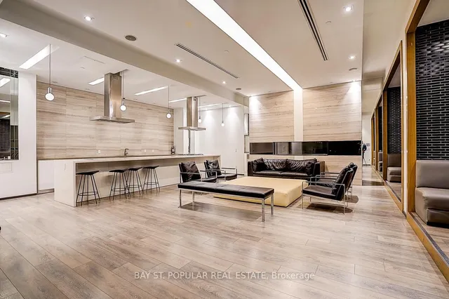 Additional image 4 of 1030 King St Unit 321