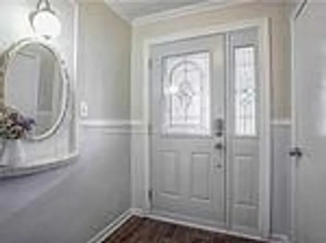 Additional image 4 of 33 Farmcrest Dr