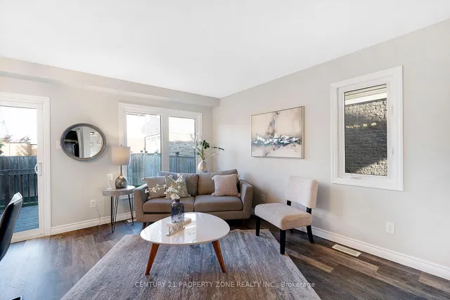 Additional image 9 of 525 Banffshire Cres