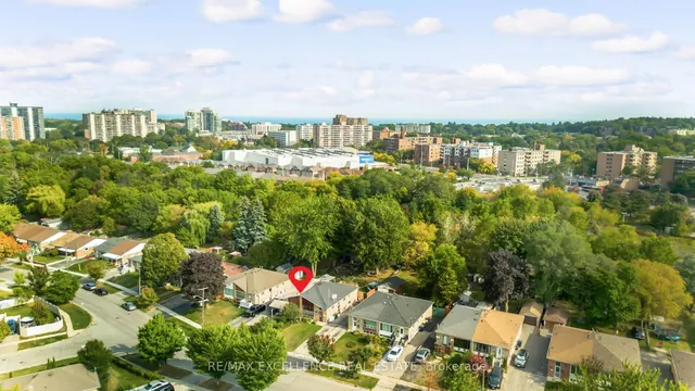 Additional image 43 of 43 Porchester Dr