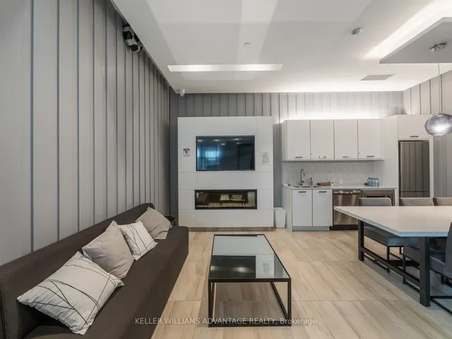 Additional image 17 of 1630 Queen St Unit 421