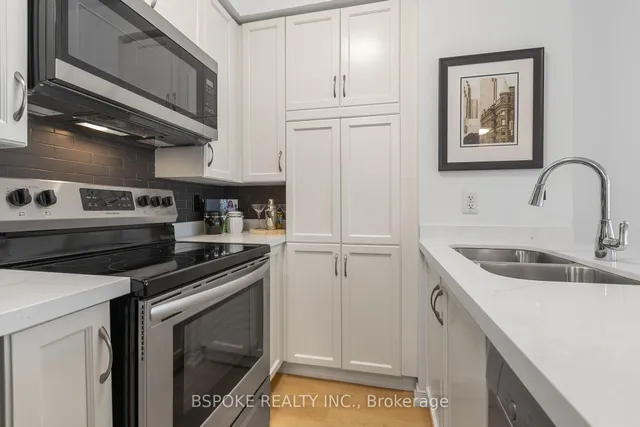 Additional image 5 of 2495 Dundas St Unit 320