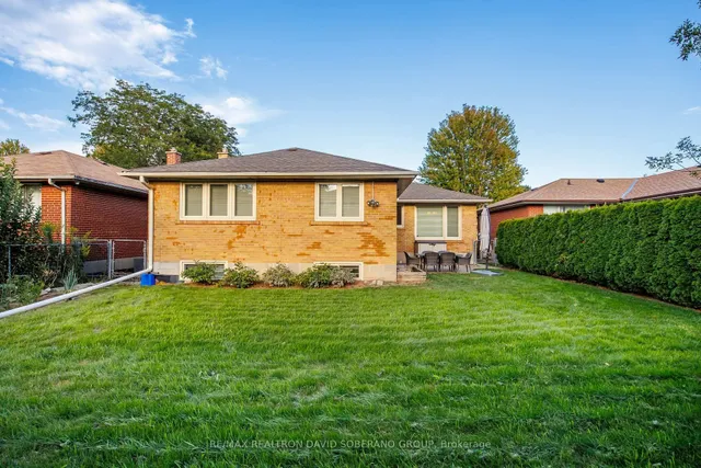 Additional image 36 of 122 Collinson Blvd