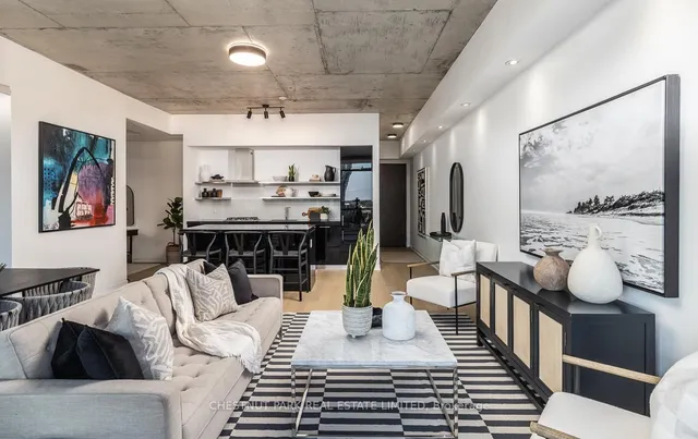 Additional image 3 of 560 King St Unit 1014