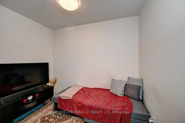 Additional image 38 of 60 Frederick St Unit 1213