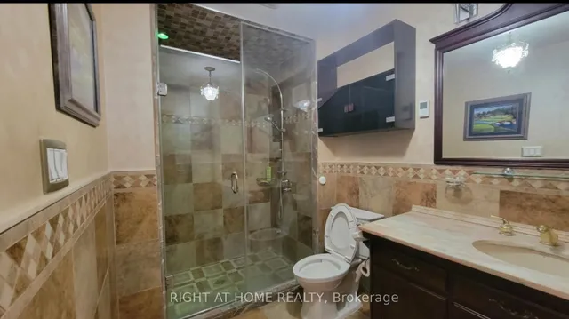 Additional image 15 of 12 Fairglen Ave