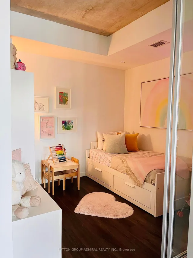 Additional image 33 of 7 Smith Cres Unit 323