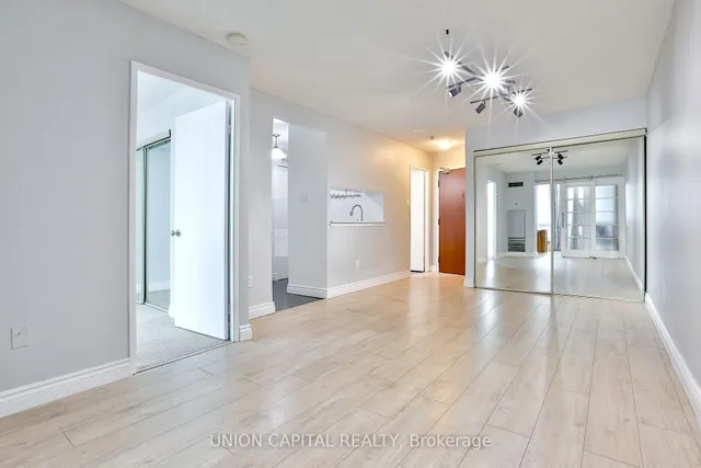 Additional image 10 of 1055 Bay St Unit 2209