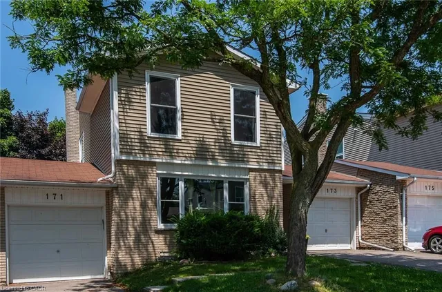 Additional image 3 of 173 Silver Aspen Cres