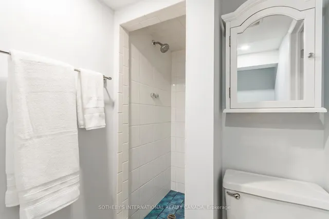 Additional image 37 of 51 Broadfield Dr Unit 32