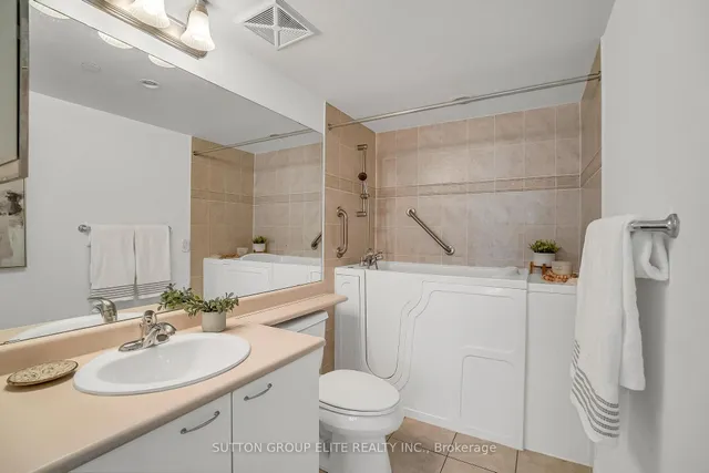 Additional image 24 of 3 Marine Parade Dr Unit 401