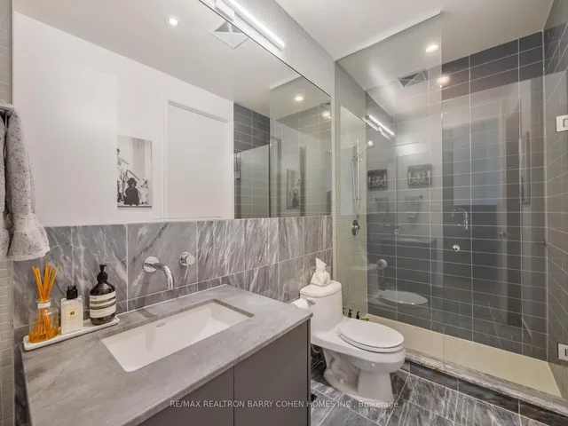 Additional image 15 of 380 Macpherson Ave Unit 307