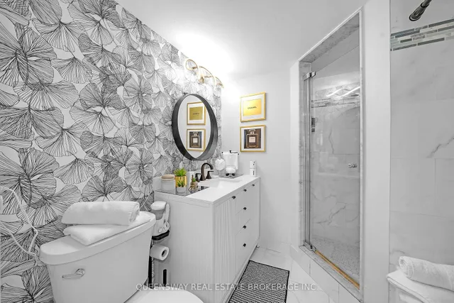 Additional image 23 of 550 Queens Quay Unit 429
