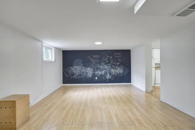 Additional image 15 of 9 Costain Ave