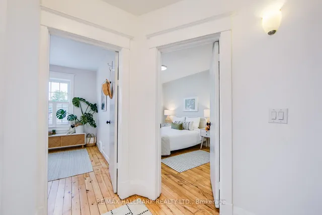 Additional image 21 of 120 Warden Ave