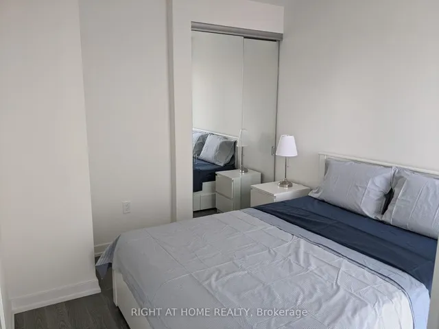 Additional image 7 of 1 Yorkville Ave Unit 1010