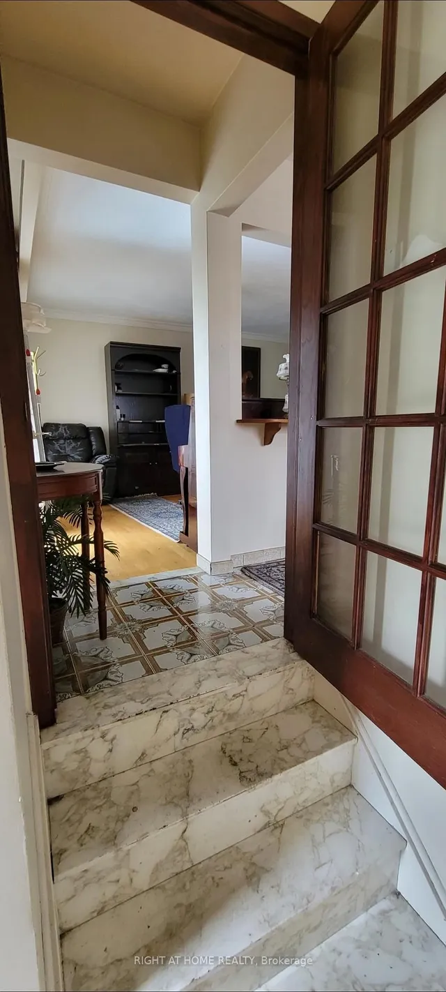 Additional image 18 of 12 Fairglen Ave