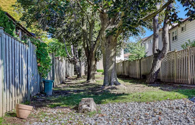 Additional image 29 of 5 Golden Appleway