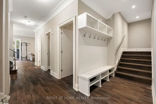 Additional image 31 of 316 Churchill Ave