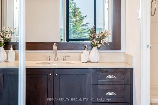 Additional image 48 of 65 Skymark Dr Unit 201