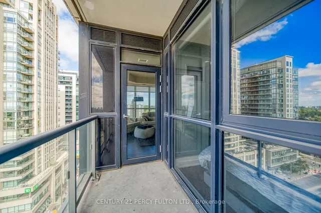 Additional image 21 of 501 St. Clair Ave Unit 1211