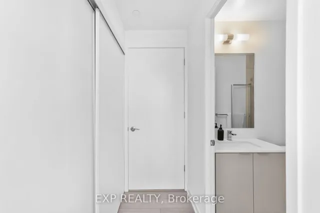 Additional image 18 of 8 TIPPETT Rd Unit 1605