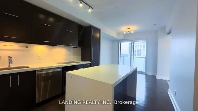 Additional image 11 of 65 St. Mary St Unit 2608