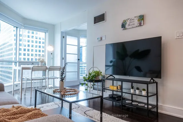 Additional image 13 of 10 Queens Quay Unit 1410