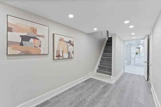 Additional image 24 of 898 Greenwood Ave