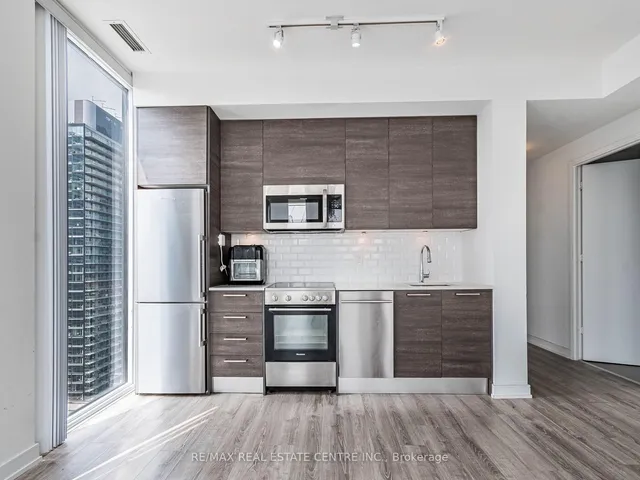 Additional image 12 of 28 Wellesley St Unit 3302