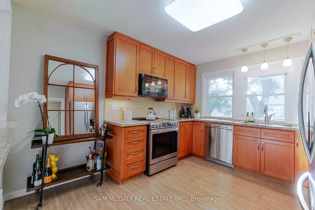 Additional image 9 of 9 Palace Arch Dr