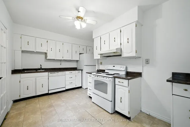 Additional image 18 of 49 Rawlinson Ave