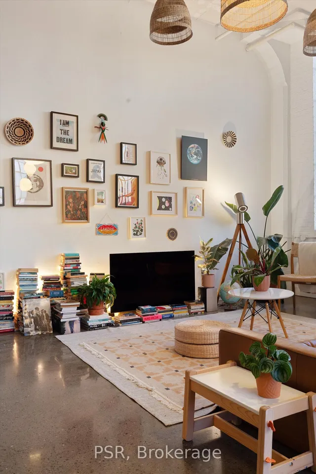 Additional image 15 of 245 Carlaw Ave Unit 400