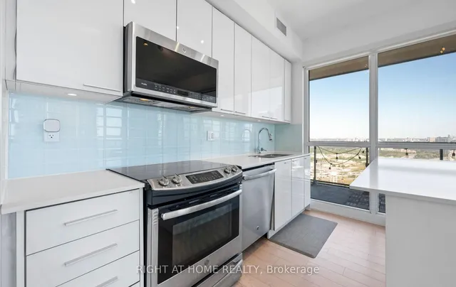 Additional image 10 of 10 Park Lawn Rd Unit 3409