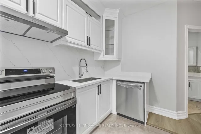 Additional image 5 of 393 King St Unit 302