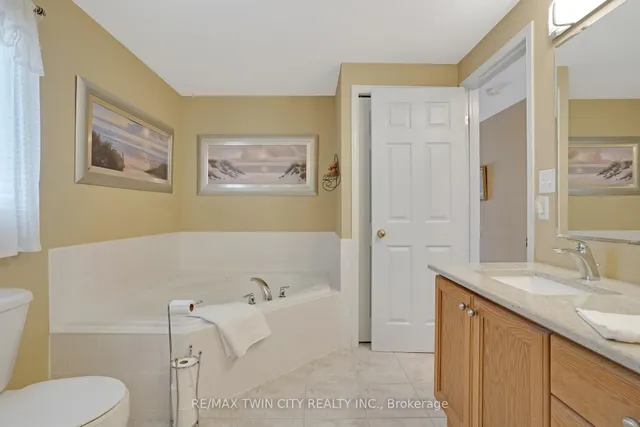 Additional image 27 of 67 Tottenham St