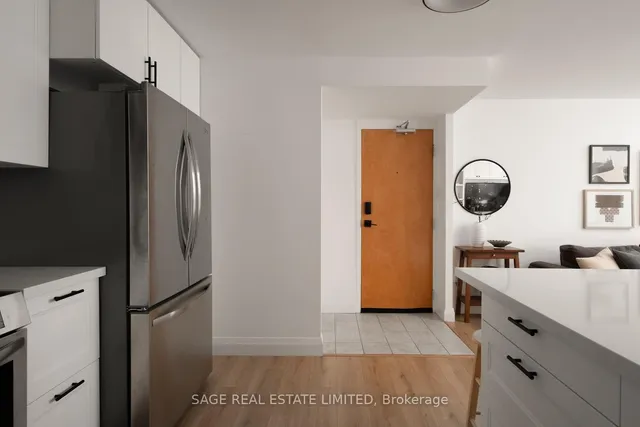 Additional image 13 of 1250 King St Unit 21