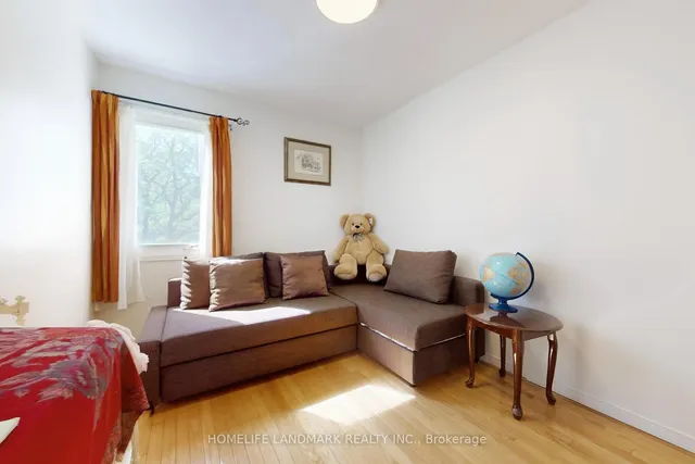 Additional image 25 of 32 Coatsworth Cres