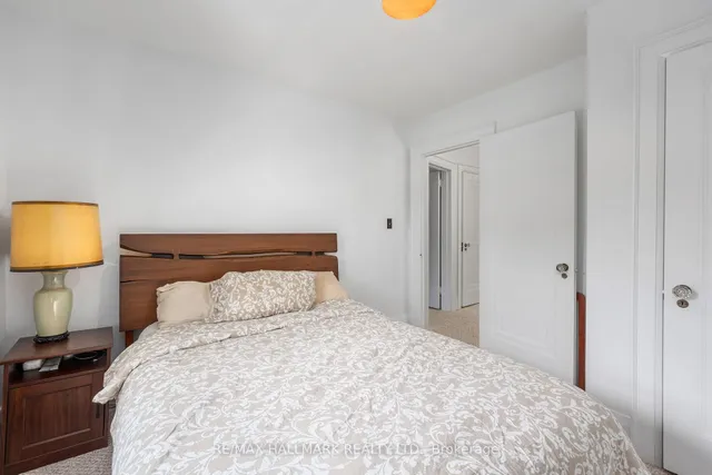 Additional image 21 of 33 Austin Terr