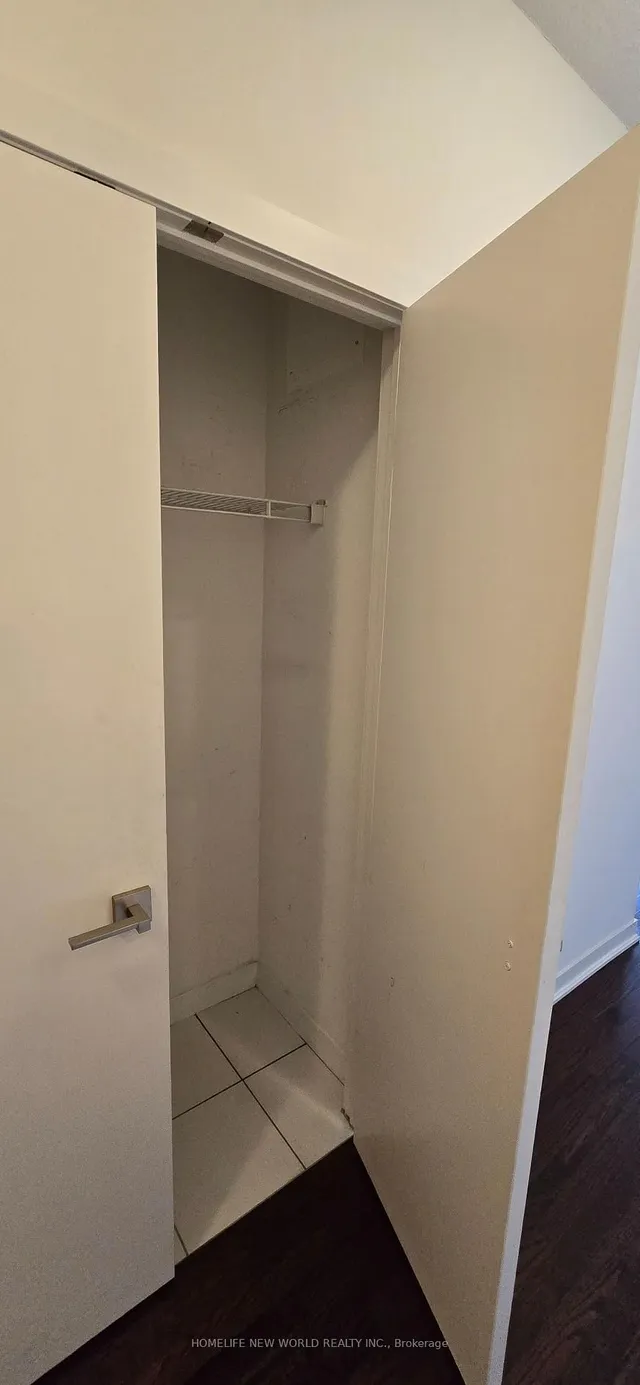 Additional image 12 of 770 Bay St Unit 2208