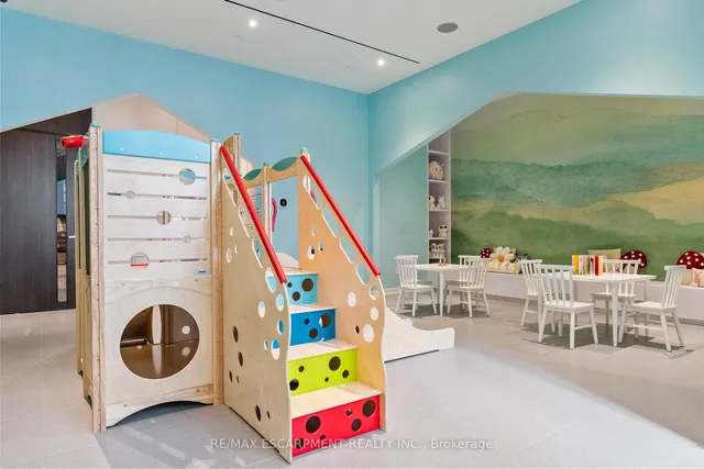 Additional image 44 of 11 Yorkville Ave Unit 2113