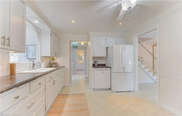 Additional image 22 of 26 Lewis Cres