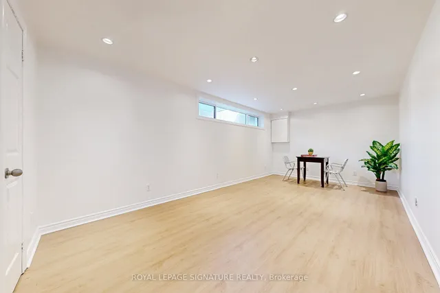 Additional image 20 of 45 Caronport Cres