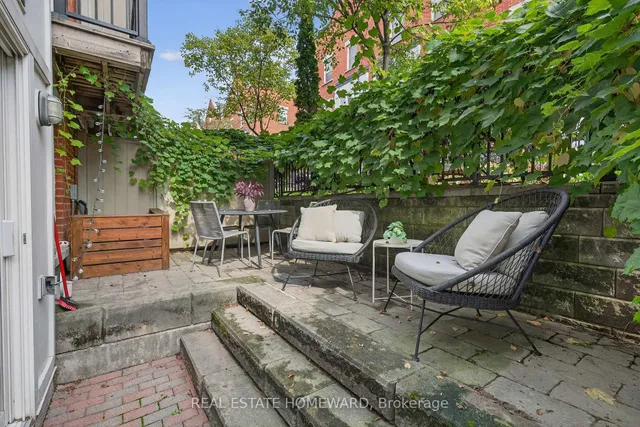 Additional image 2 of 11 Frances Loring Lane Unit 1